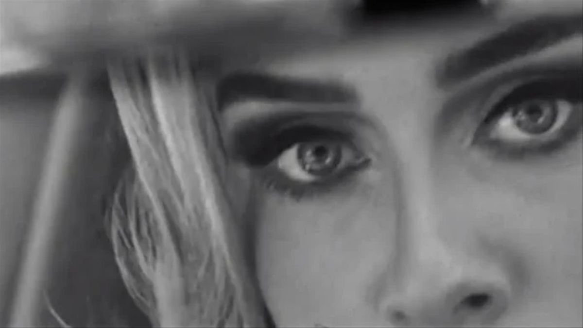 El récord que está rompiendo Adele con su sello de maquillaje