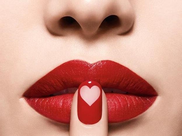 un beso en San Valentín