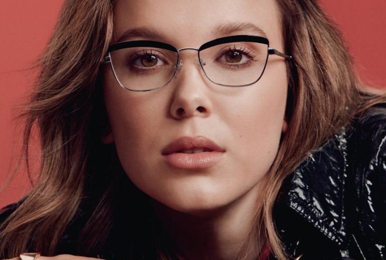 Línea de maquillaje de Millie Bobby Brown para la Generación Z ¿Es accesible?