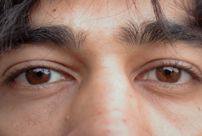 aceite de ricino para cejas gruesas