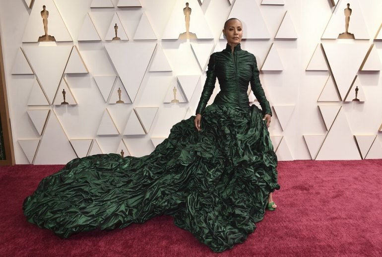 la elegancia de Jada Pinkett Smith